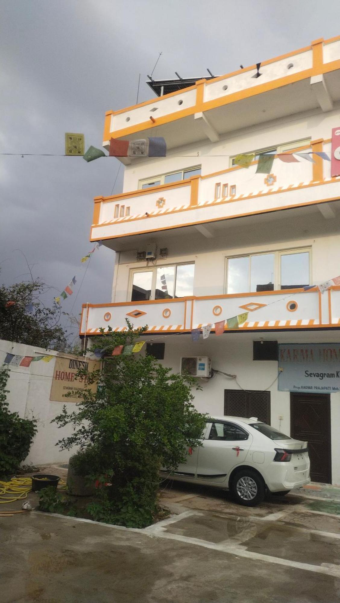 Karma Hostel Khajuraho Exterior photo
